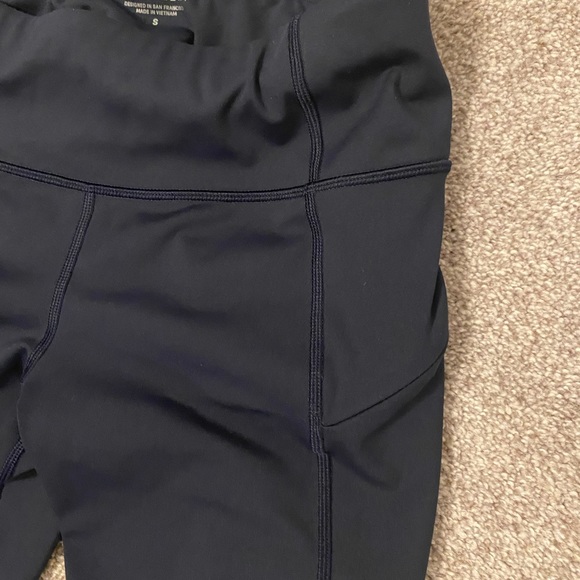 Athleta crop Navy Blue Leggings Size Small - Picture 2 of 5